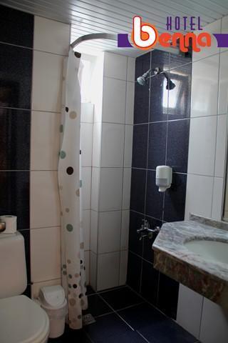 Otel Benna 2*