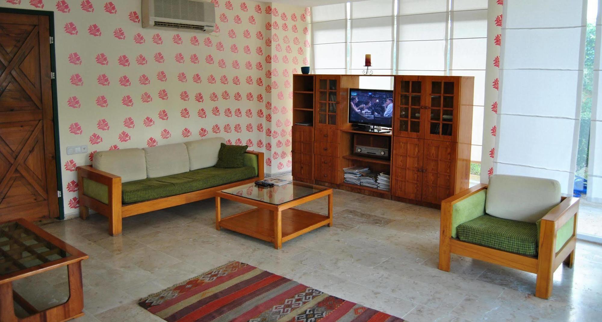 Otel Benna 2*